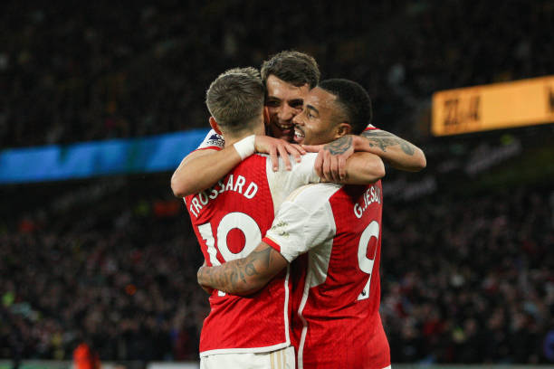 持肯定态度 持肯定态度