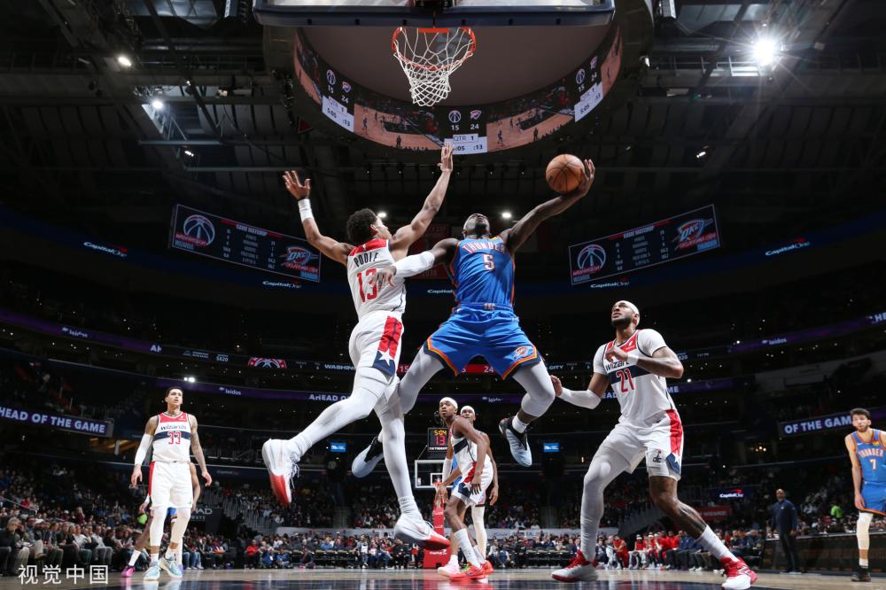 也展示了他 也展示了他